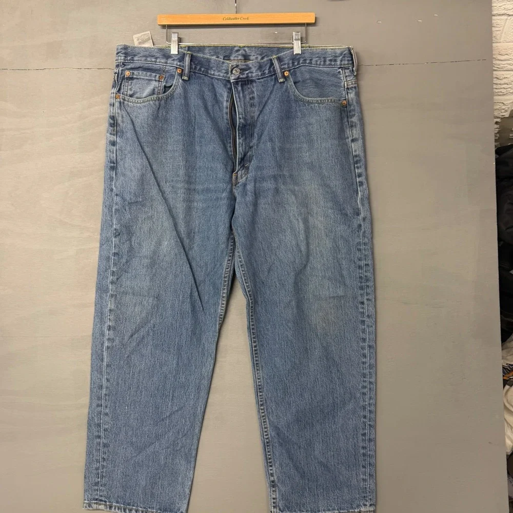 Levis 550 Relaxed Fit Jeans Mens 44x30 Medium Wash Blue Denim 00550-4891